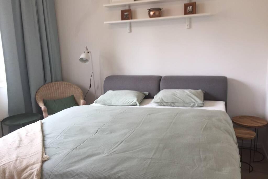 A Cosy Studio In The City Centre Pressburg Exterior foto